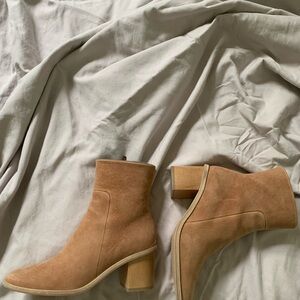 Tawny nubuck leather Babe COCLICO boot. Worn once, lightly. Excellent condition.